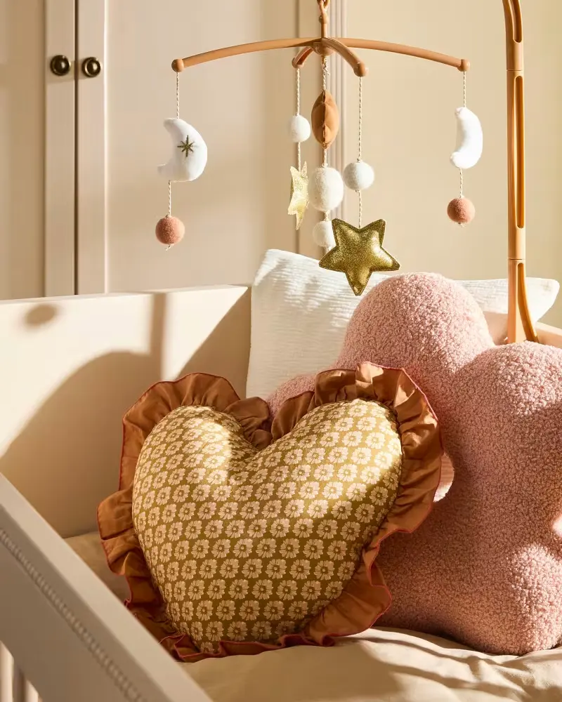 coussin coeur tissu motif floral