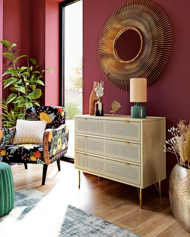Commmode en cannage et boutons dorés Maisons du Monde