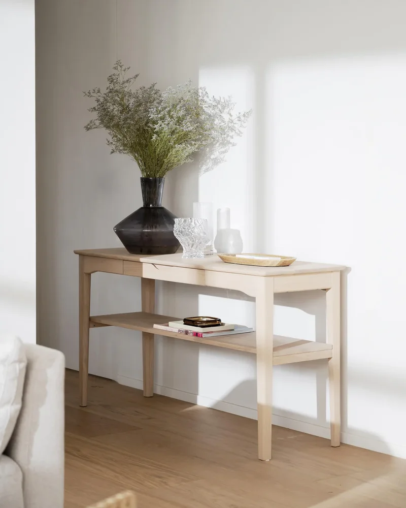 Console avec tiroir en bois clair Westwing