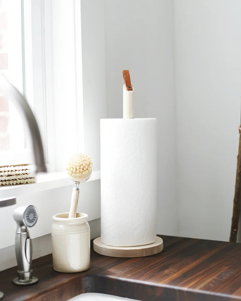 porte rouleau essuie tout a poser diy bois cuir