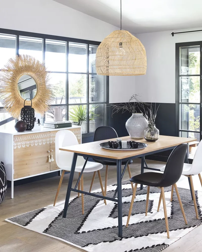 Chaise scandinave en simili cuir Maisons du Monde