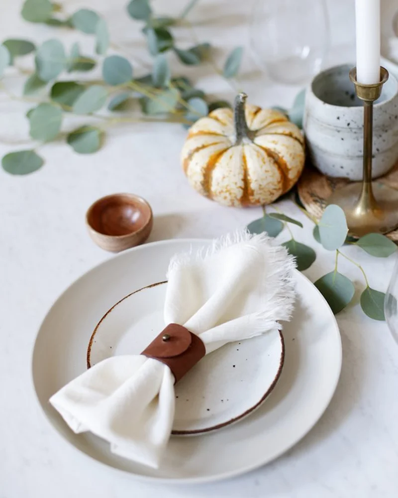 rond de serviette bande cuir diy