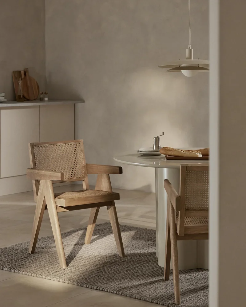 Chaise en cannage avec accoudoirs en bois Westwing