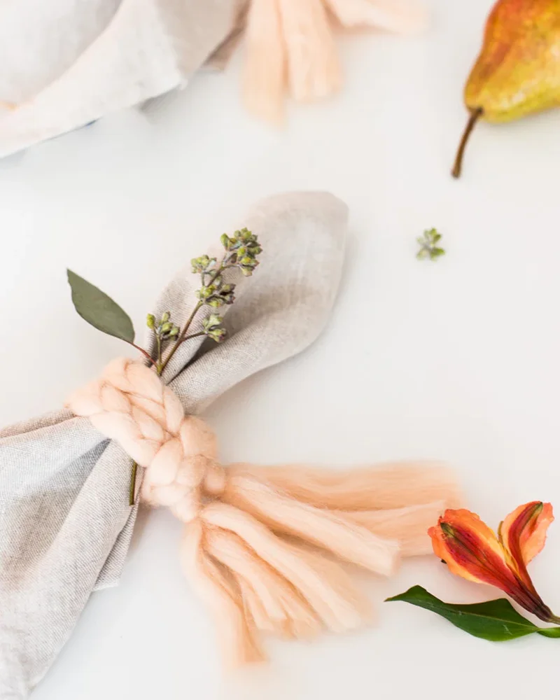 rond de serviette laine tressee diy