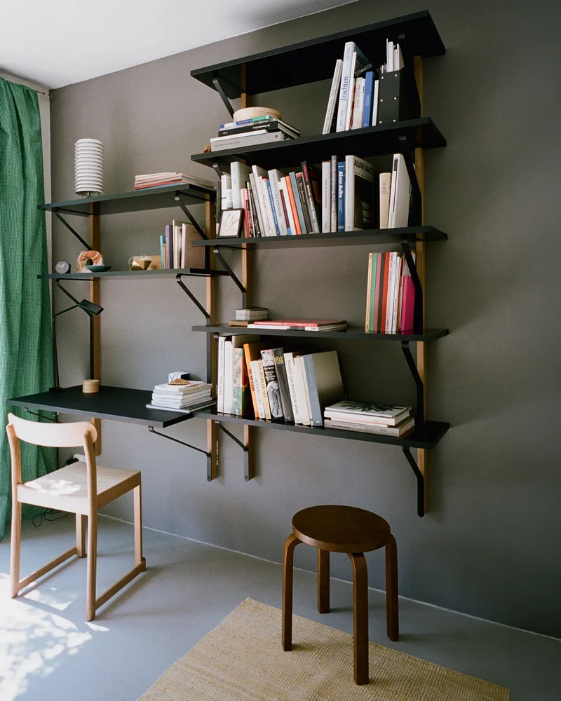 Bureau mural noir madeindesign.com