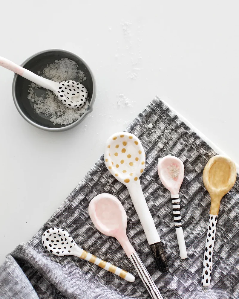 cuillere diy a motif argile