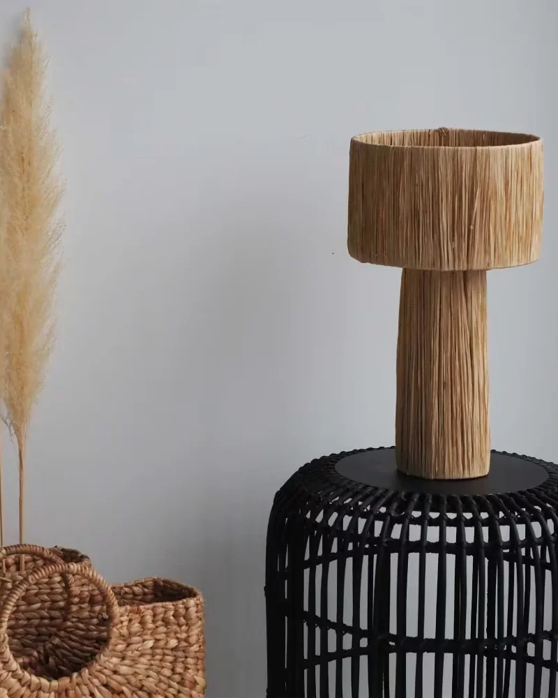Grande lampe en raphia Maisons du Monde