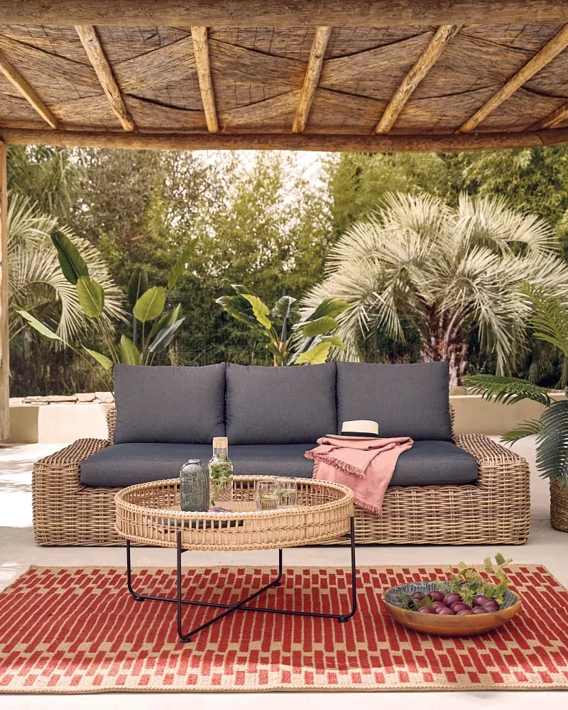 Table basse de jardin ronde en rotin Maisons du Monde