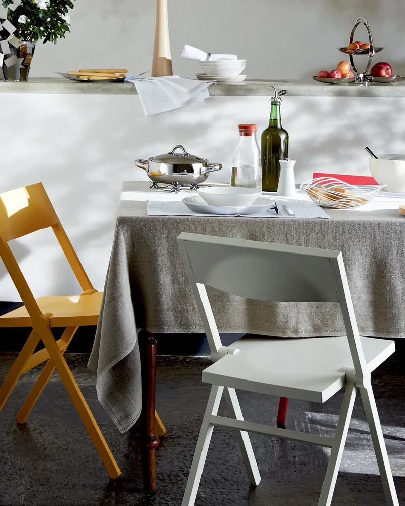 chaise pliante plastique moderne