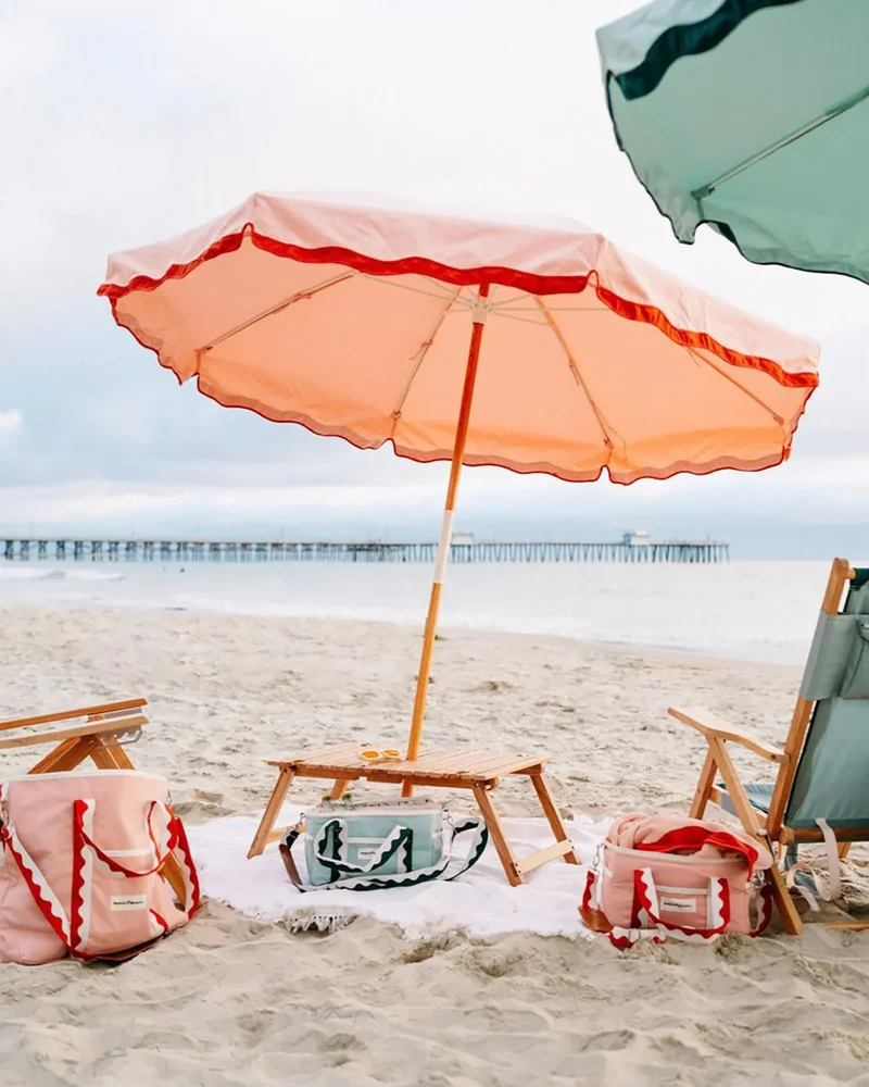 Parasol abricot et rouge Westwing