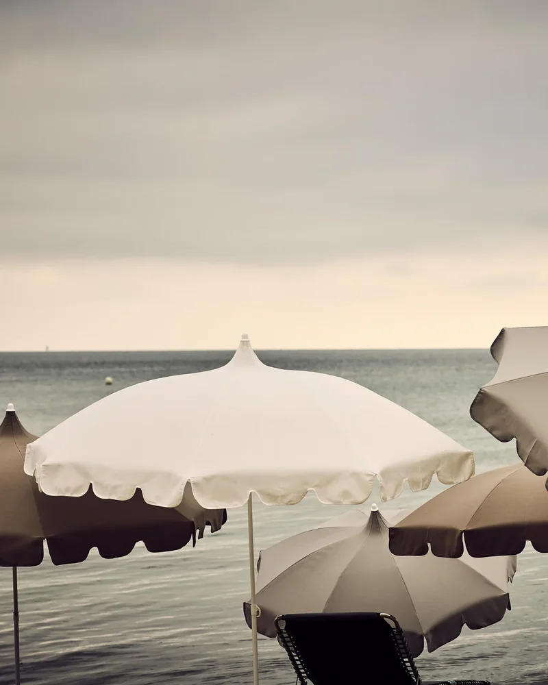 Parasol blanc Westwing