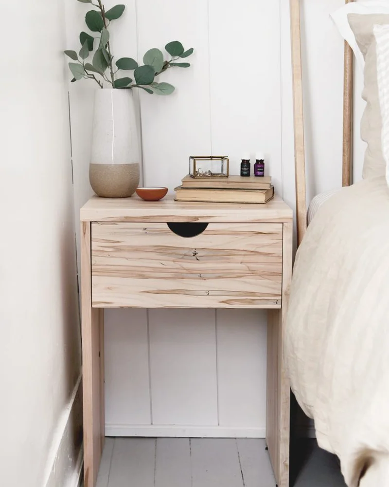 table chevet bois tiroir diy