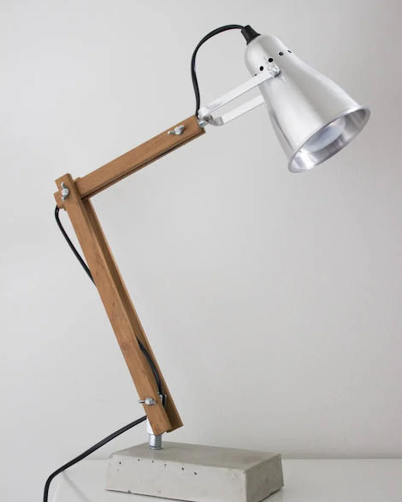 lampe bureau metal bois diy