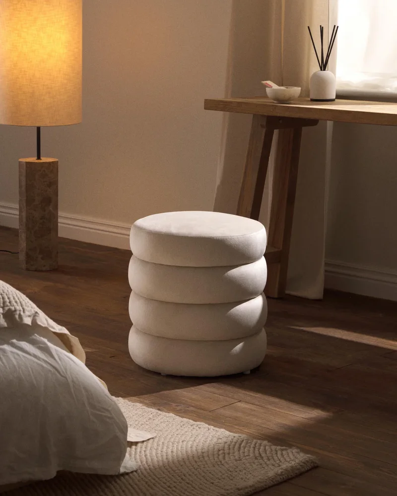 Pouf en velours blanc Westwing