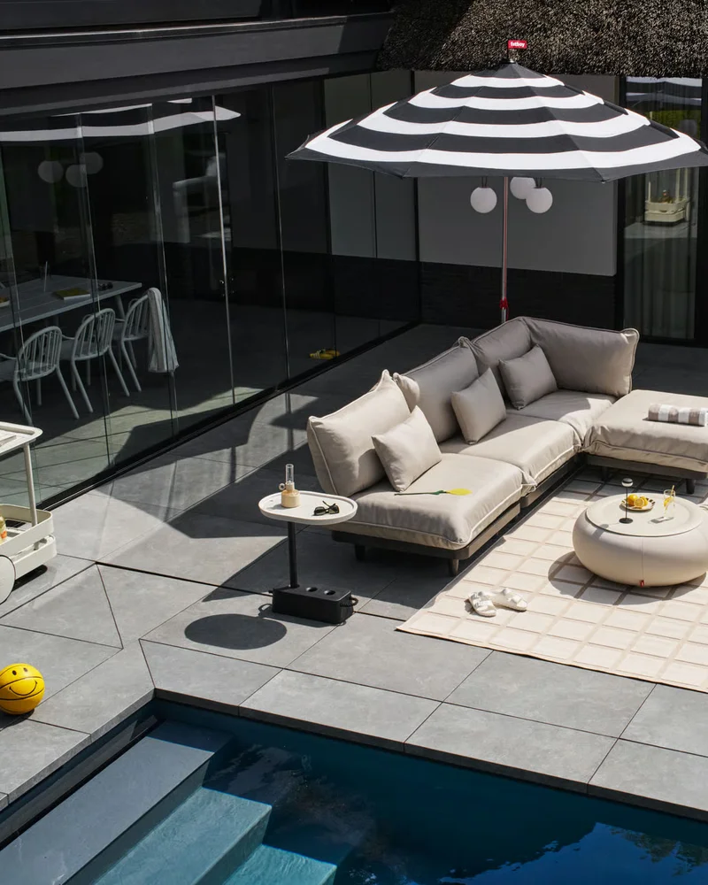 Salon de jardin d'angle moderne madeindesign.com