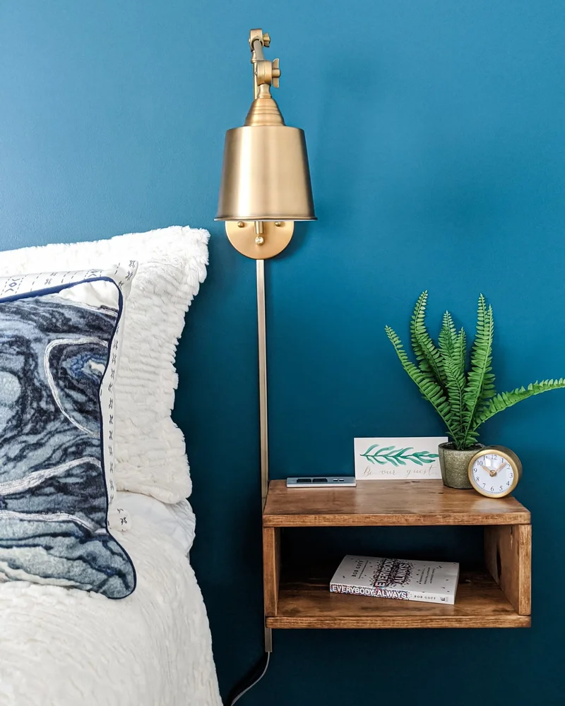 table chevet suspendue diy bois casier