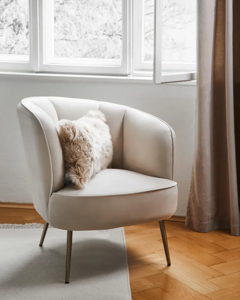 Fauteuil en velours blanc Westwing