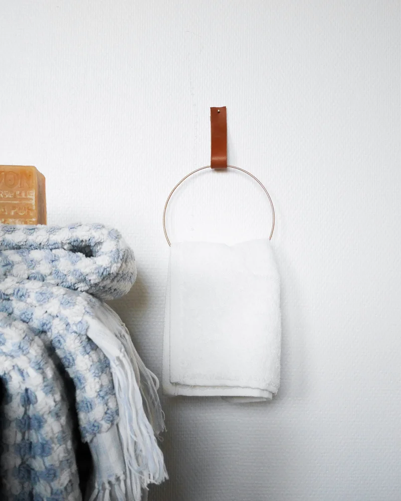 porte serviette minimaliste cuir diy