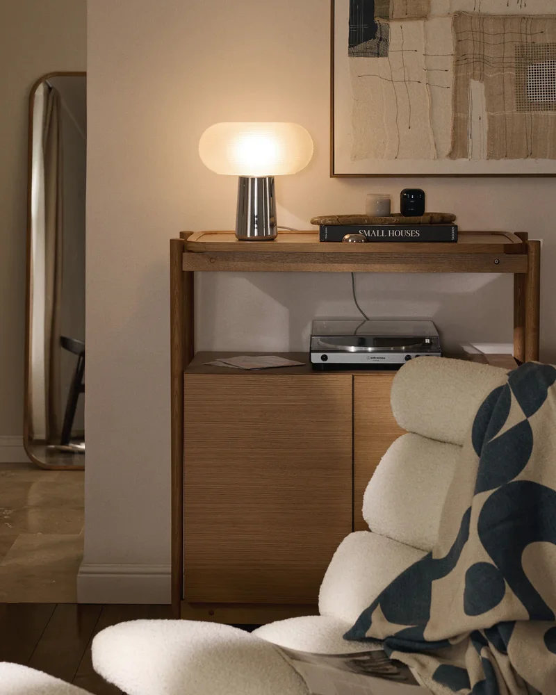 lampe chrome abat jour opaline