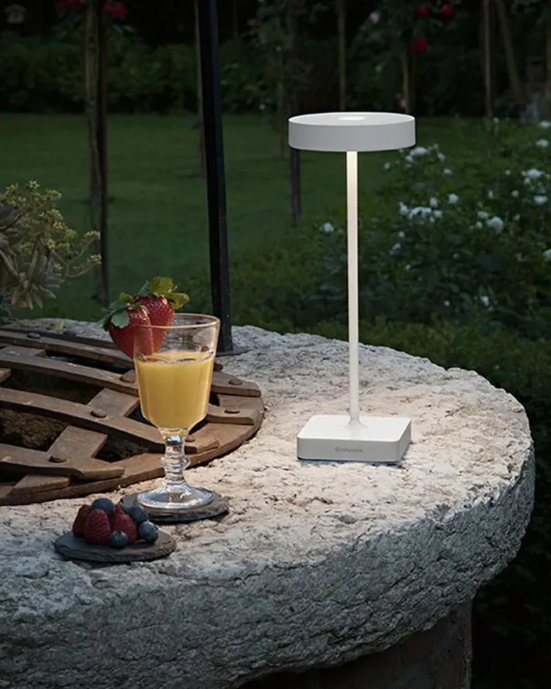 lampe sans fil exterieur moderne blanche