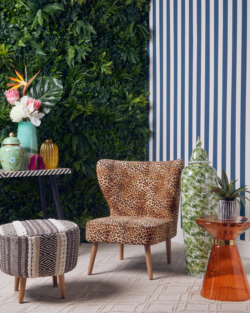 fauteuil en velours leopard