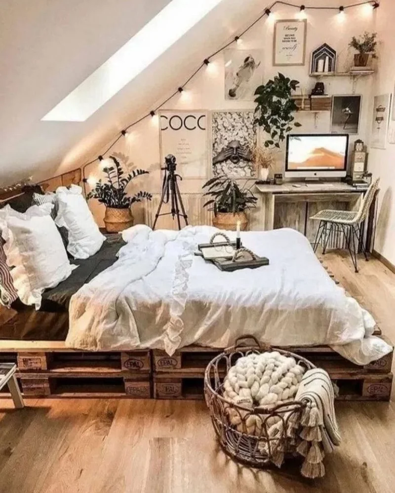 chambre sous pente guirlande lumineuse