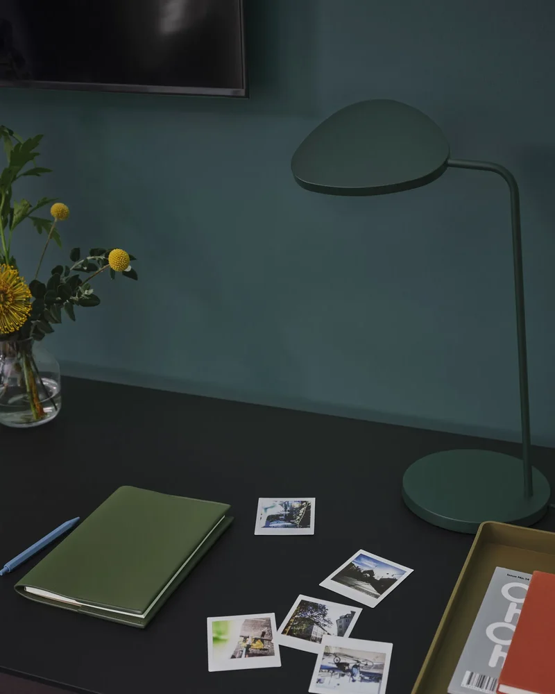 lampe bureau design metal vert