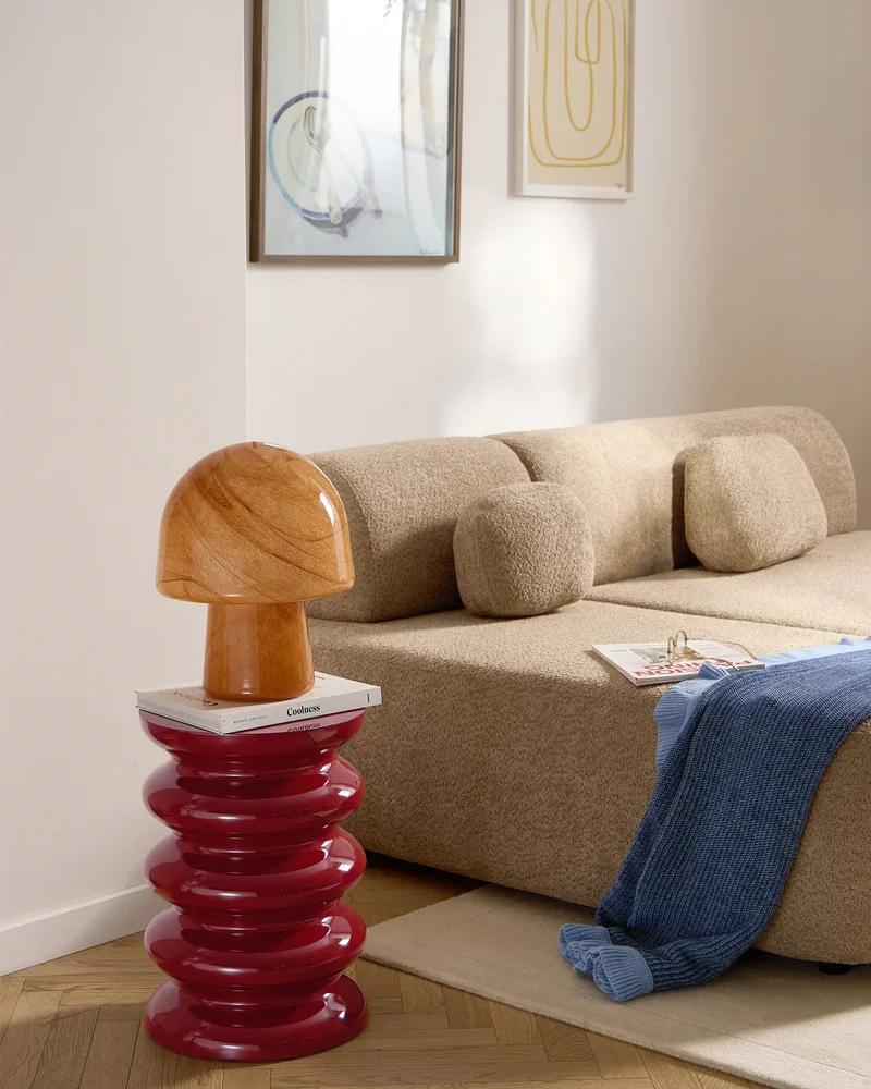 table appoint sculpturale rouge