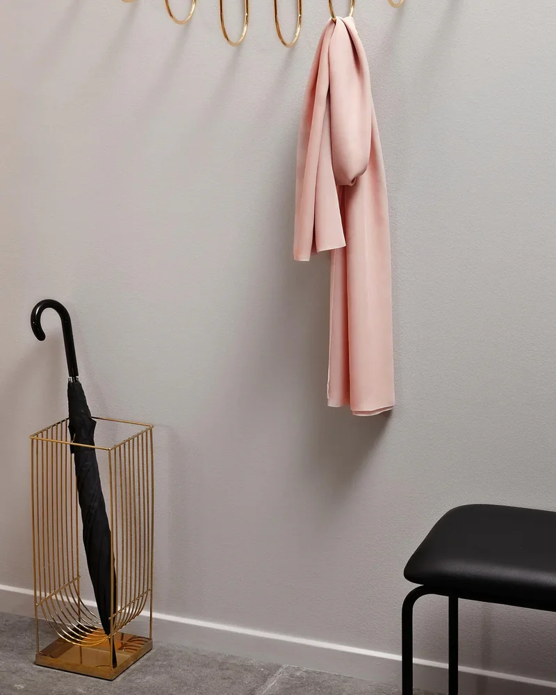 porte parapluie design dore