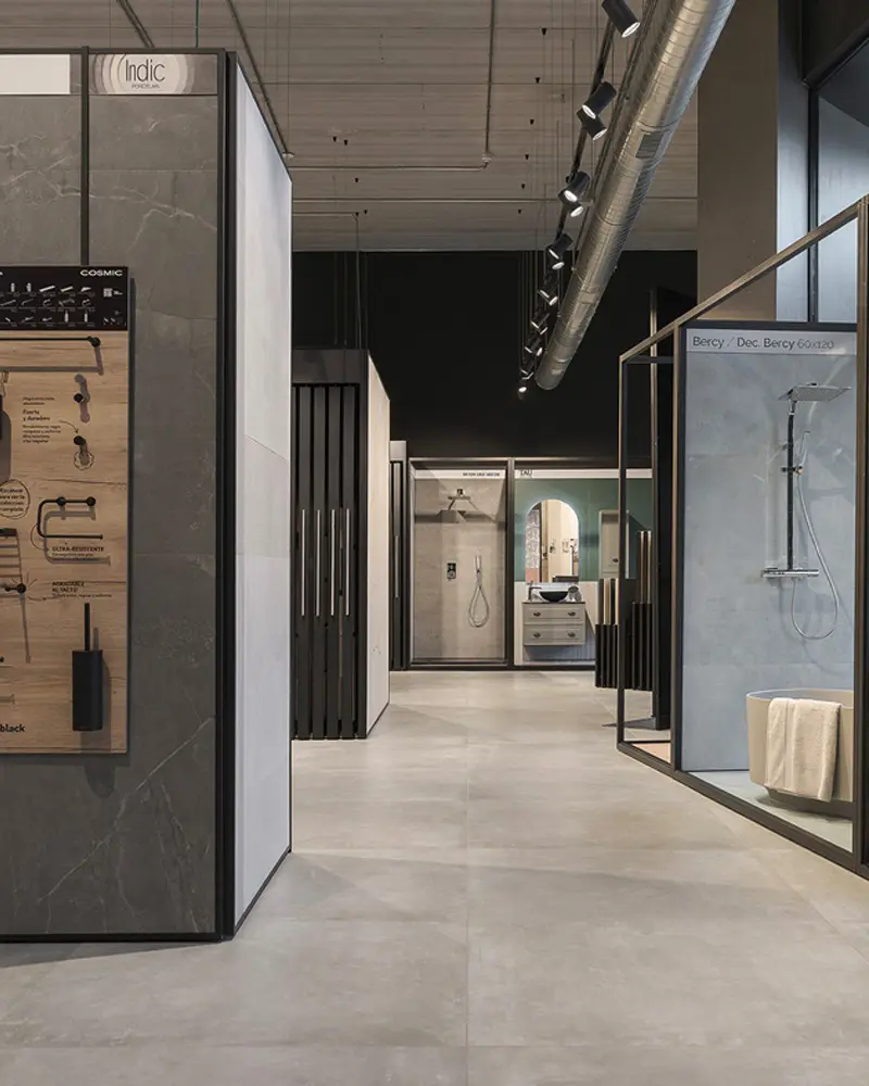 amenagement showroom carrelage