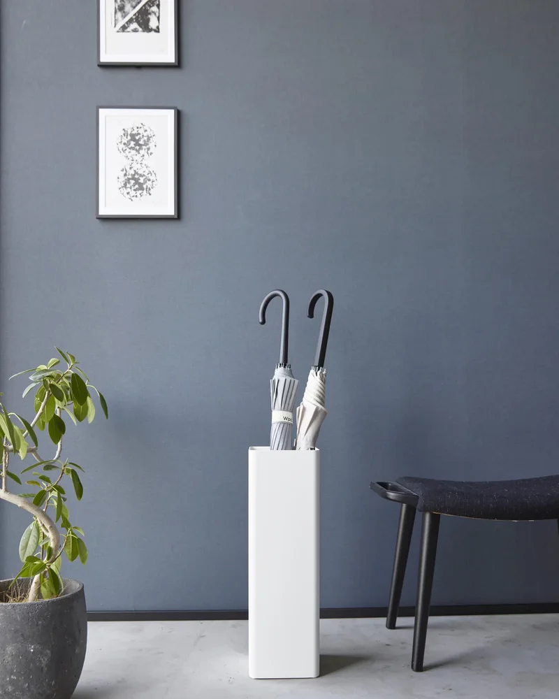 porte parapluie design metal blanc