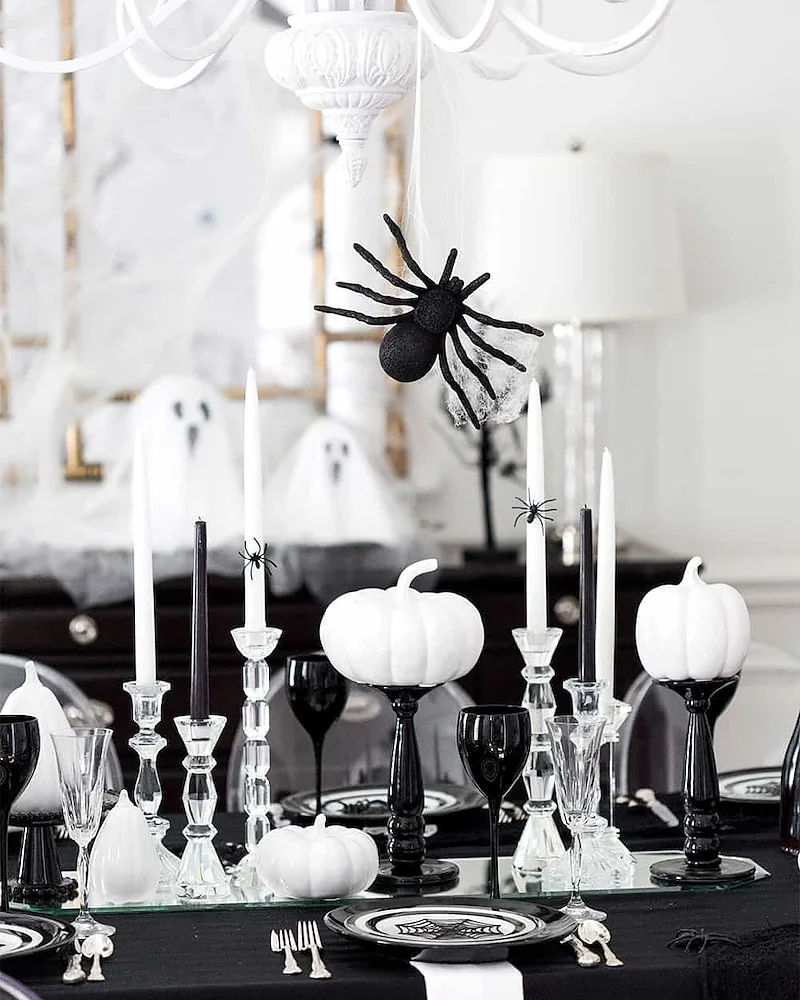 déco table halloween chic noir blanc