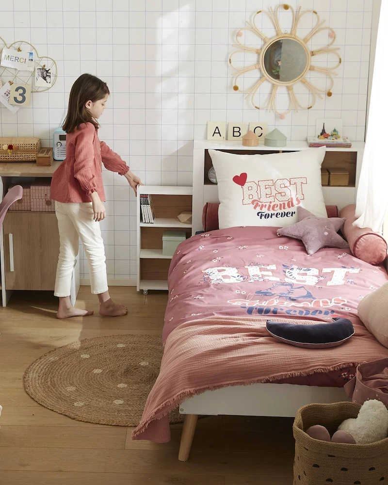 Tête de lit blanche avec rangement coulissable de Vertbaudet