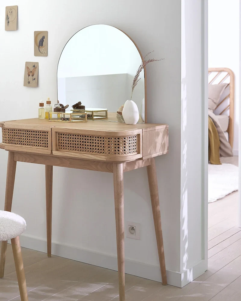 Coiffeuse Laora en frêne et cannage de rotin avec miroir arrondi