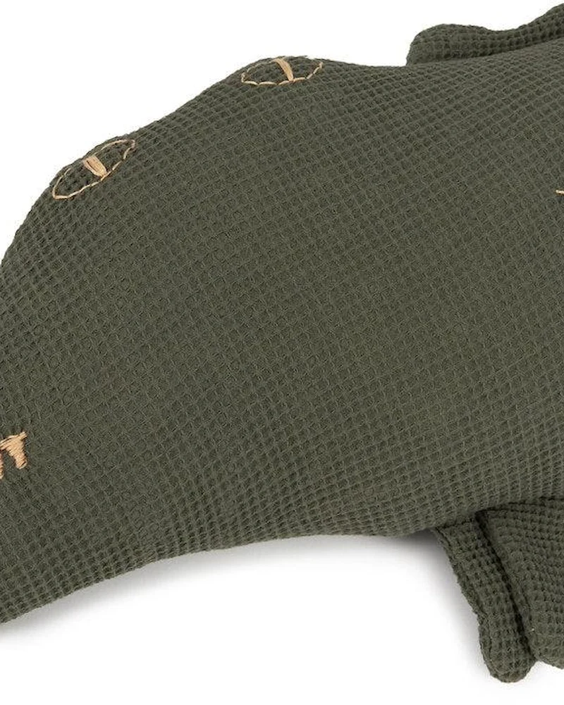 Coussin crocodile brodé en coton lavé Wabi-Sabi Nobodinoz sur The Cool Republic