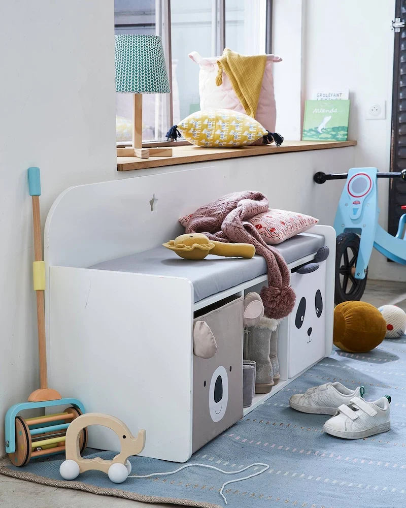Banquette Sirius blanche avec coussin gris et cases de rangement