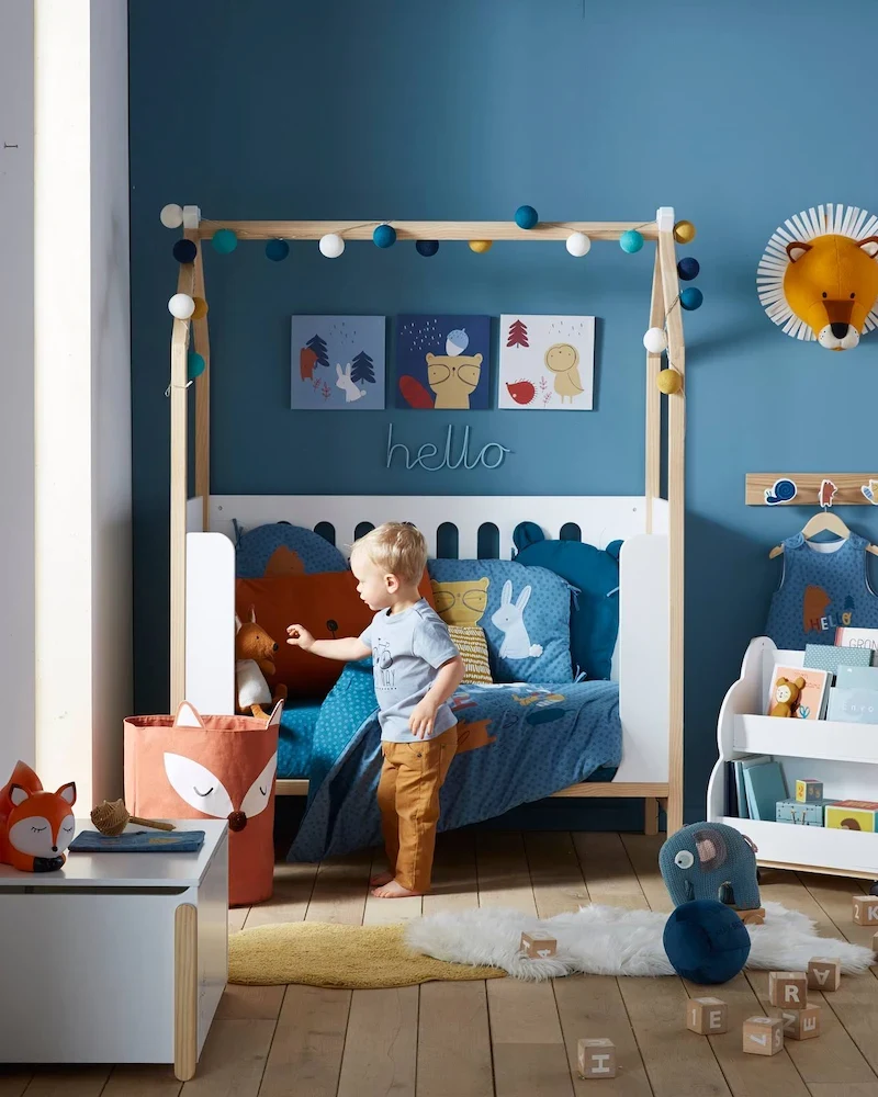 Lit bébé cabane Coconut blanc et bois transformable en banquette