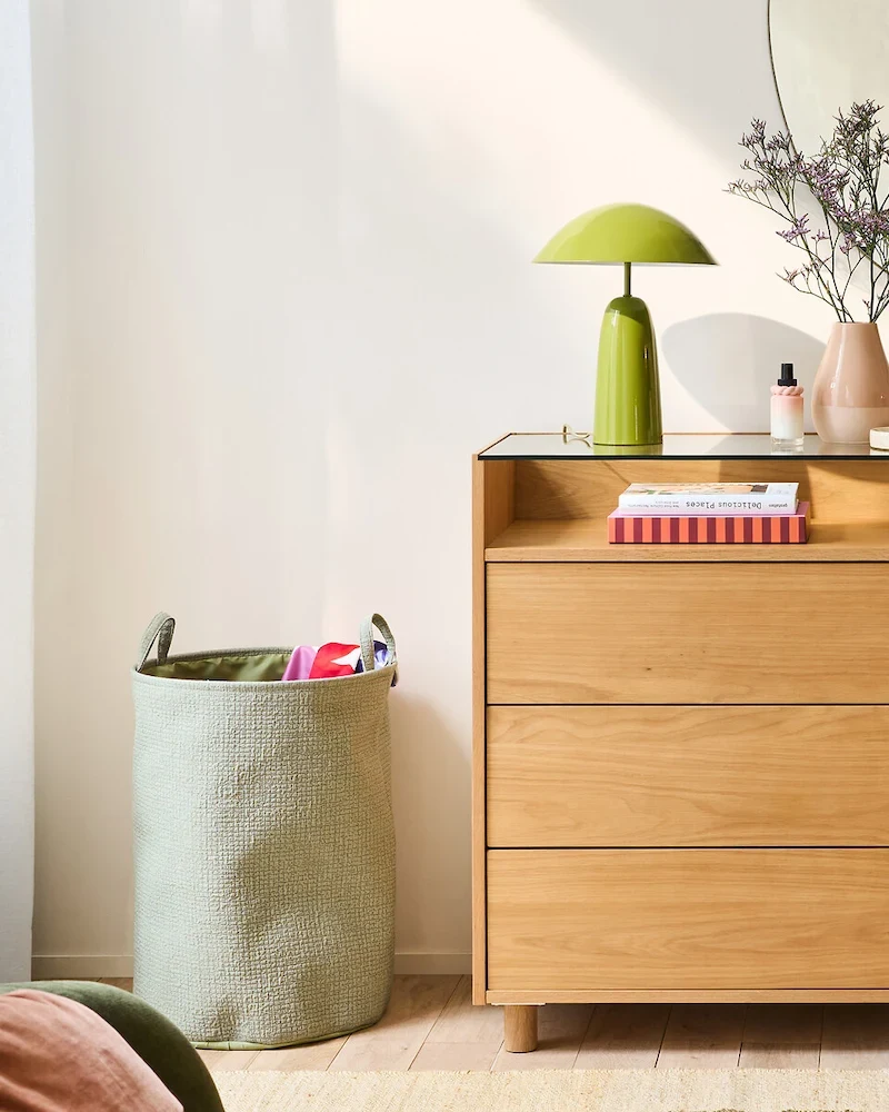 Panier à linge Itang en tissu gaufré vert de La Redoute