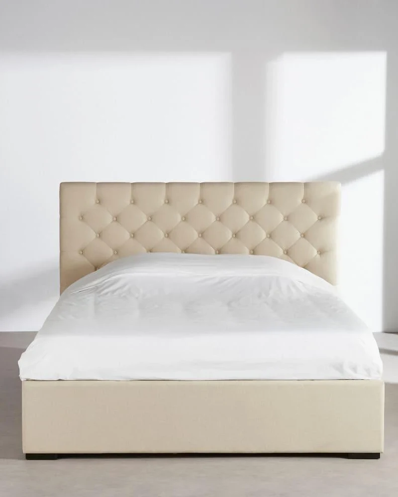 Lit Chesterfield 2 tiroirs en lin beige 160x200 de Maisons du Monde