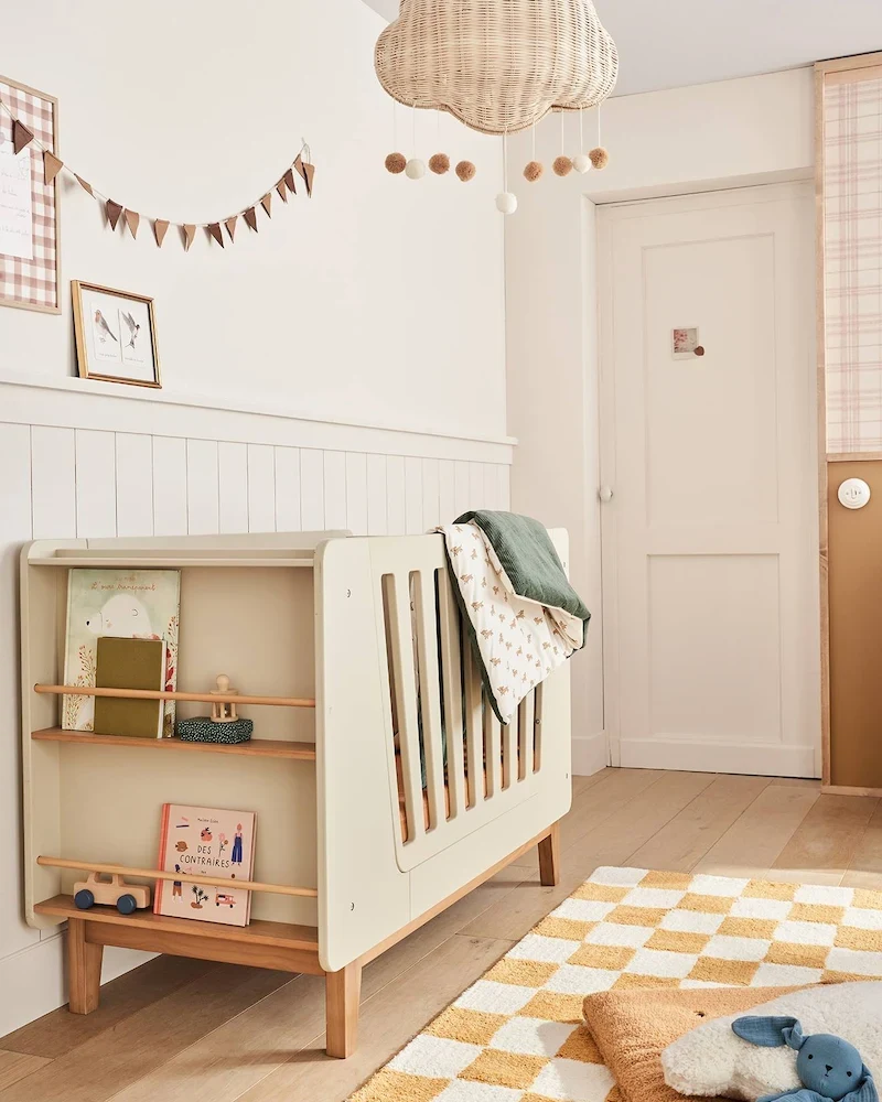 Lit bébé transformable Fjord ficelle et bois avec niches de rangement