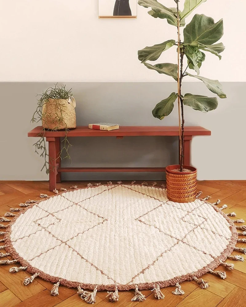 Tapis rond Come en coton écru et rose Nattiot avec franges