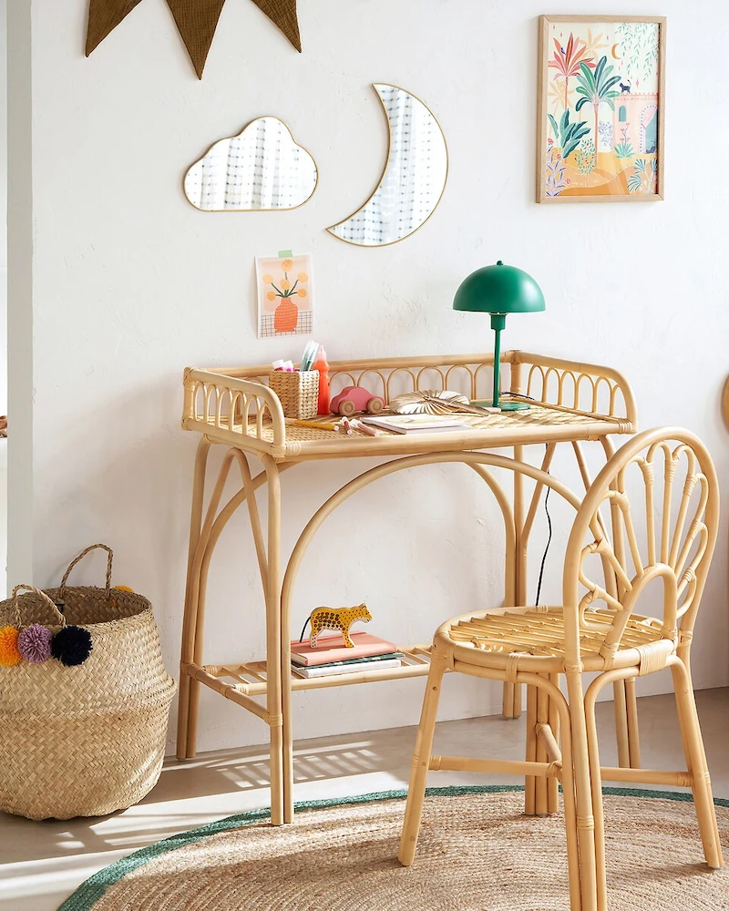 Coin bureau d'enfant en rotin avec bureau Albin, La Redoute Intérieurs