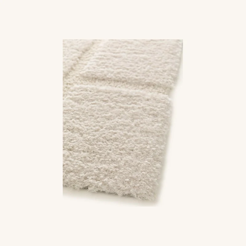 Tapis poils longs marina motif graphique ecru chez Bobochic