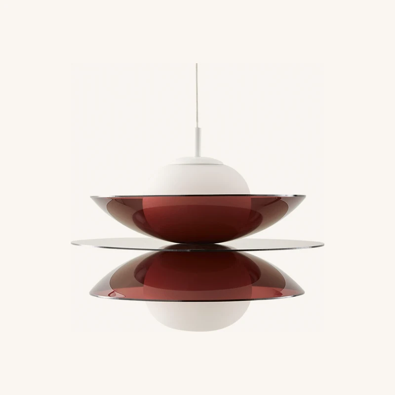 Suspension en plexiglass et verre opalin chez La Redoute