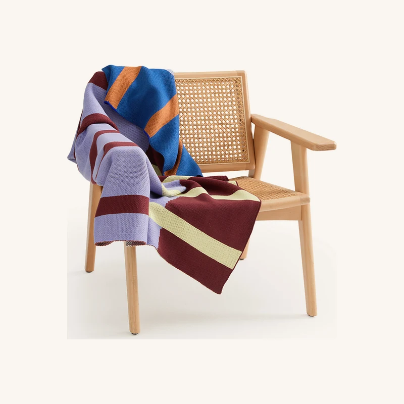 Plaid en jacquard géométrique chez La Redoute