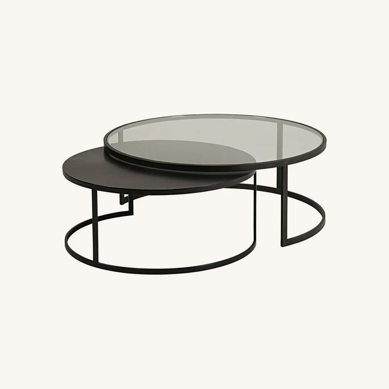 Tables gigognes en verre trempé et métal noir chez Maisons du Monde