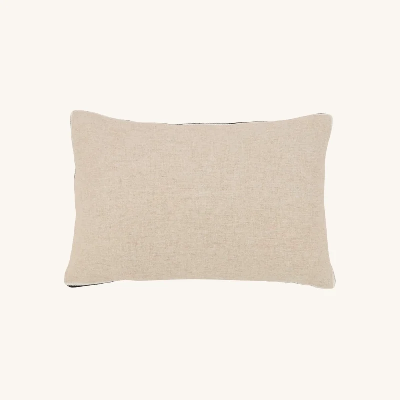 Coussin beige chez Maisons du Monde