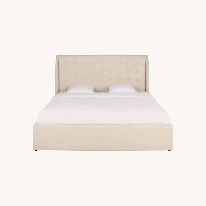 Lit coffre en polyester recyclé beige chez Maisons du Monde