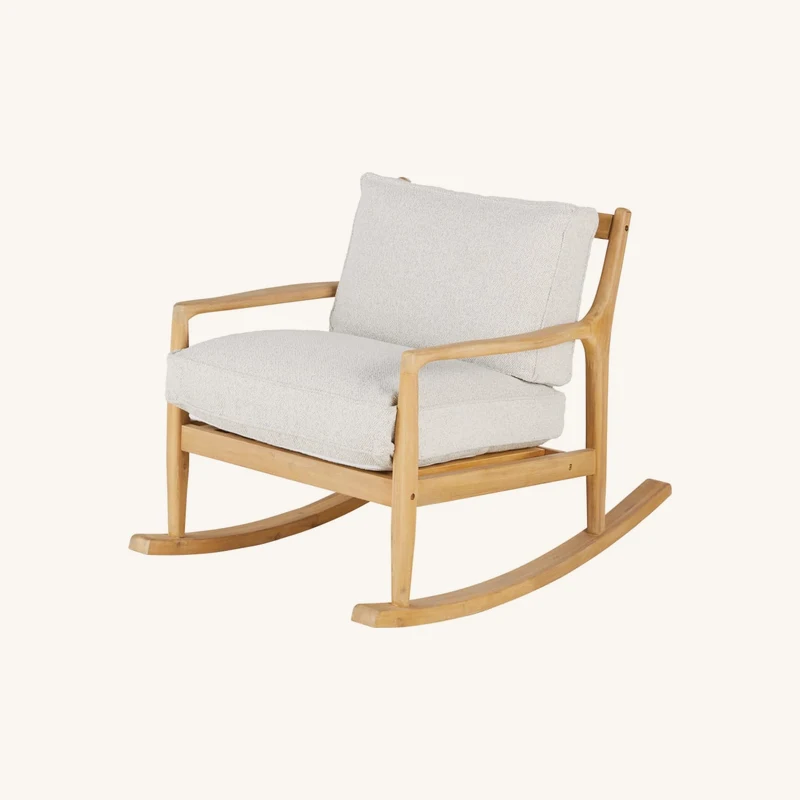 Fauteuil rocking chair en bois d'acacia chez Maisons du Monde