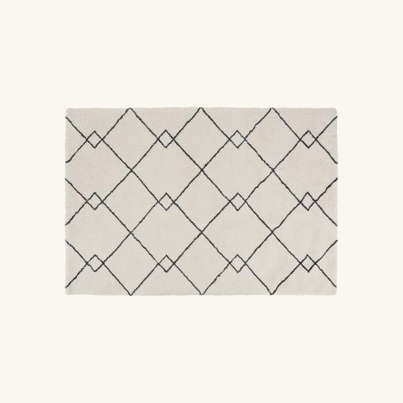 Tapis tufté noir et blanc chez Maisons du Monde